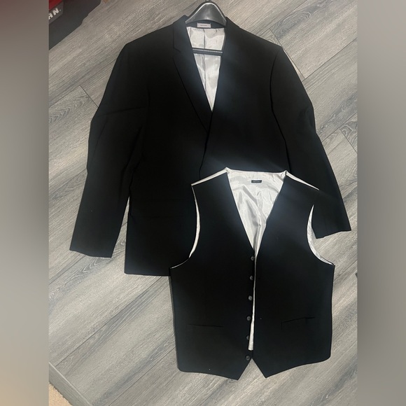 Black J.Ferrar suit jacket and vest - Picture 1 of 2